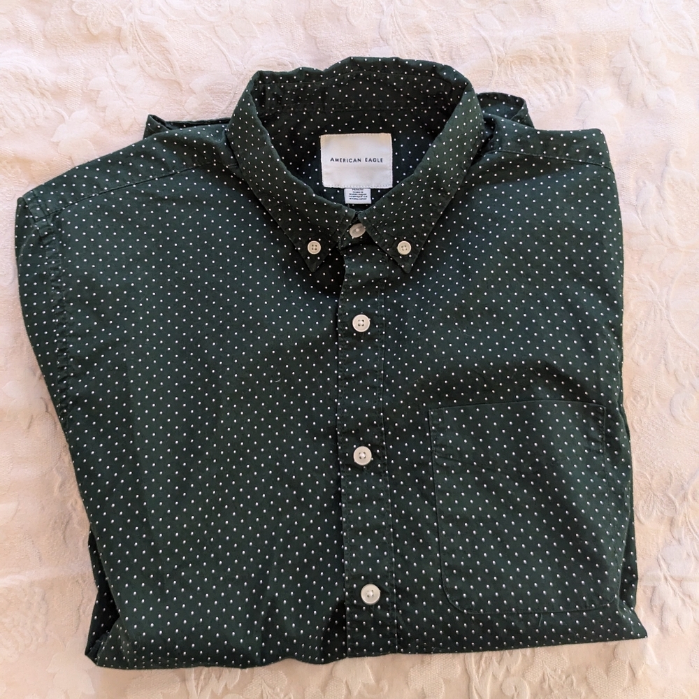polka dot green American eagle button up medium
